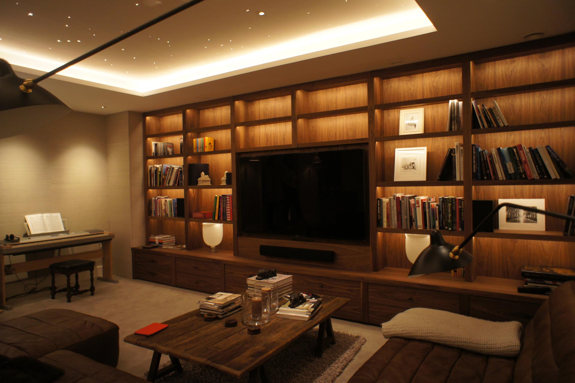 Multi-purpose cinema room Multi-purpose cinema room